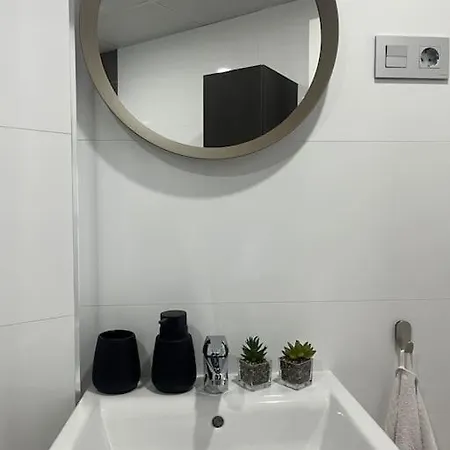 Rent4 Malaga Lyli *