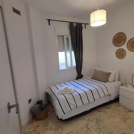 Rent4 Malaga Lyli Lejlighed